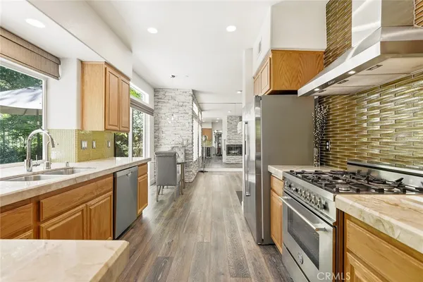 $1,099,950 | 4762 Rhapsody Drive, Oak Park, CA 91377