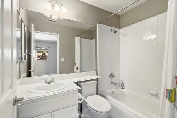 $1,099,950 | 4762 Rhapsody Drive, Oak Park, CA 91377
