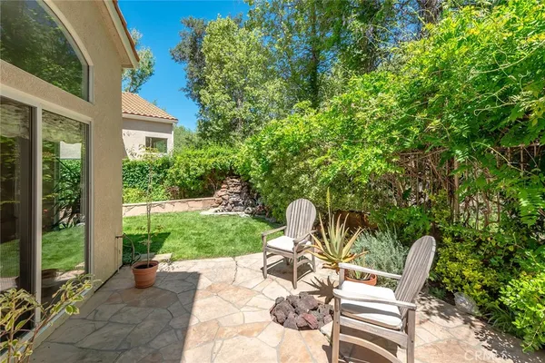 $1,099,950 | 4762 Rhapsody Drive, Oak Park, CA 91377