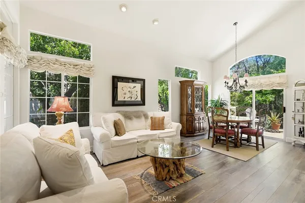 $1,099,950 | 4762 Rhapsody Drive, Oak Park, CA 91377