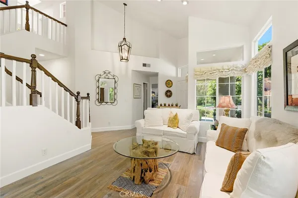 $1,099,950 | 4762 Rhapsody Drive, Oak Park, CA 91377