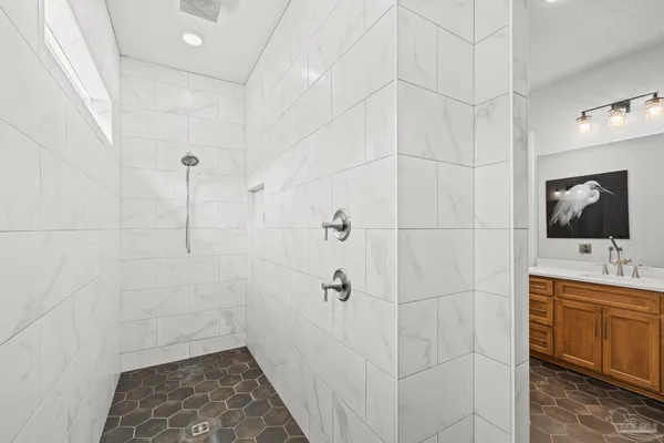 $885,000 | 2031 Rambling Oaks Drive, Cantonment, FL 32533