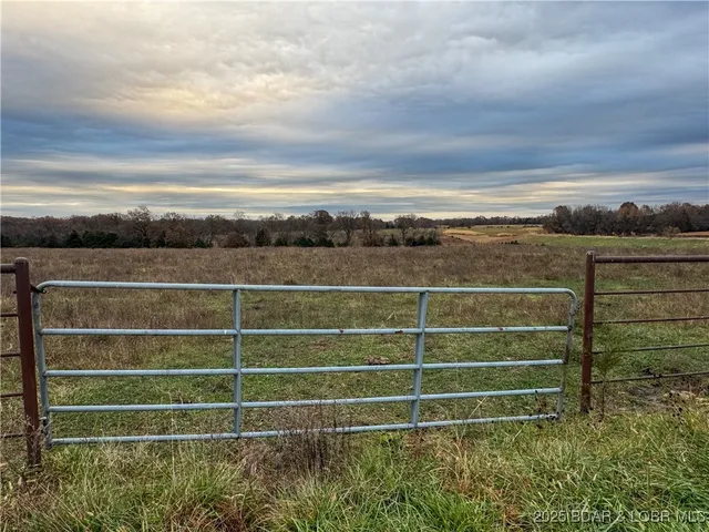 $573,300 | 88.2 Hwy Bb, Versailles, MO 65084