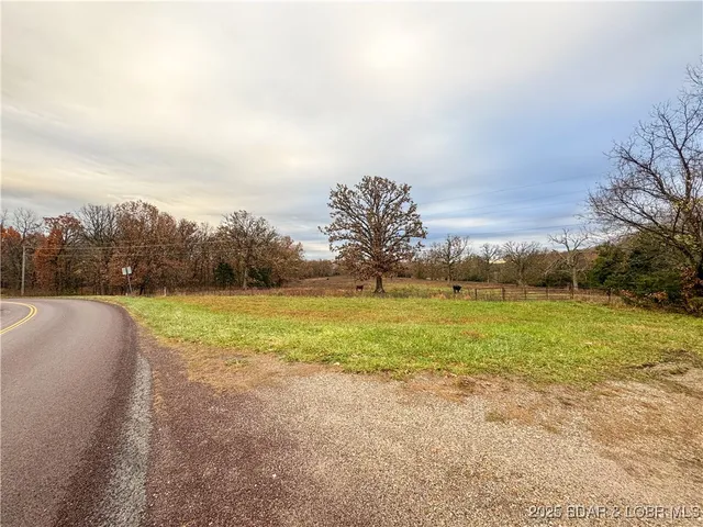 $573,300 | 88.2 Hwy Bb, Versailles, MO 65084