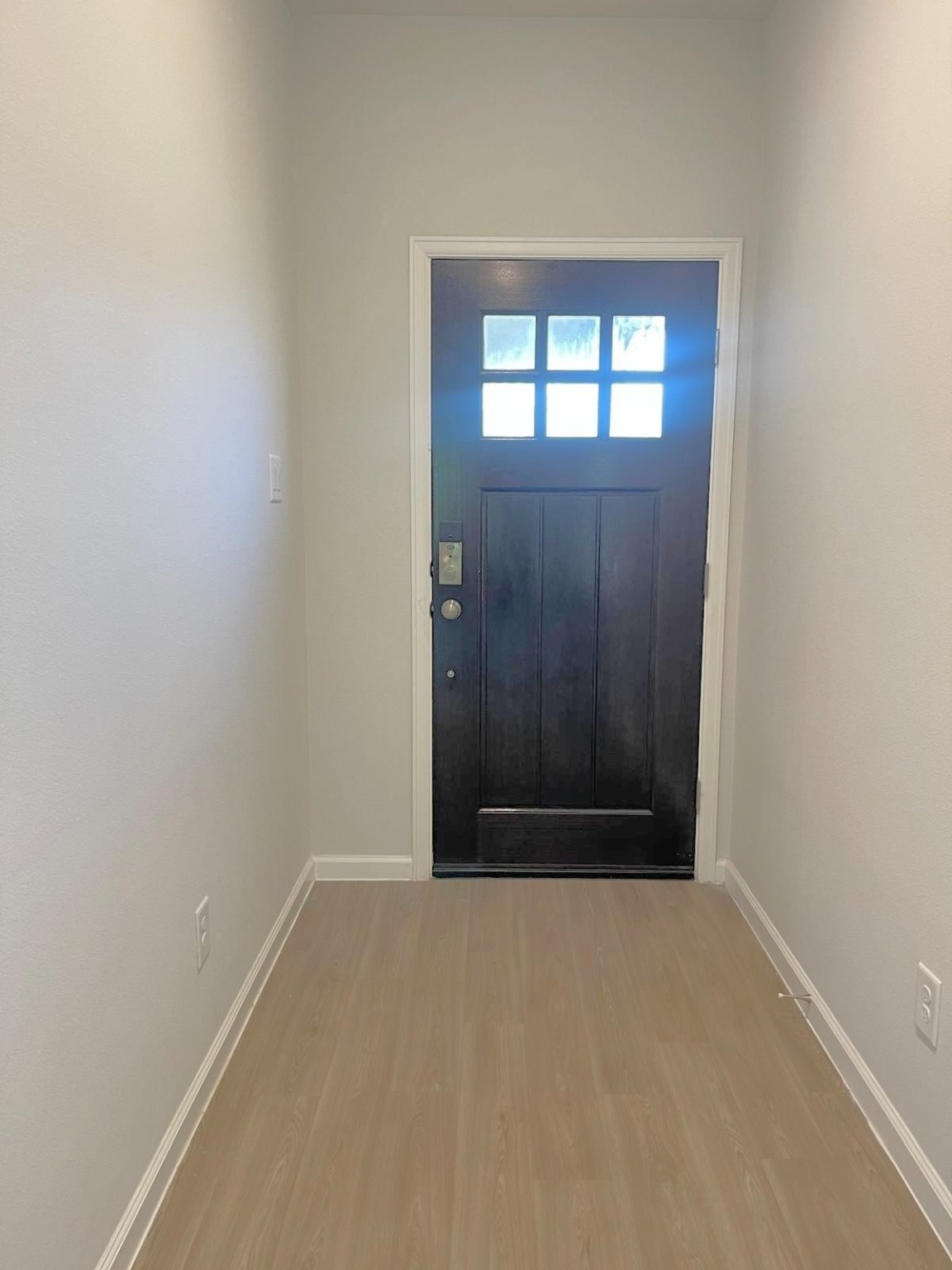 52 Valiant Ridge Trail Magnolia, TX 77354 - Photo 10 of 16 an empty room with windows