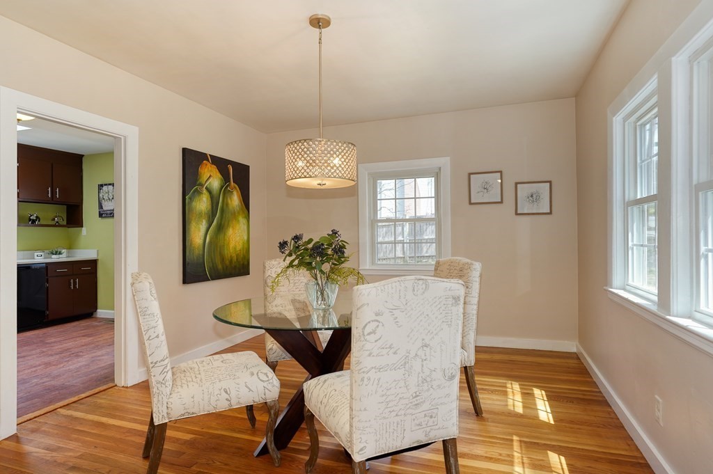 14 Skelton Road Burlington, MA 01803 - Photo 11 of 34