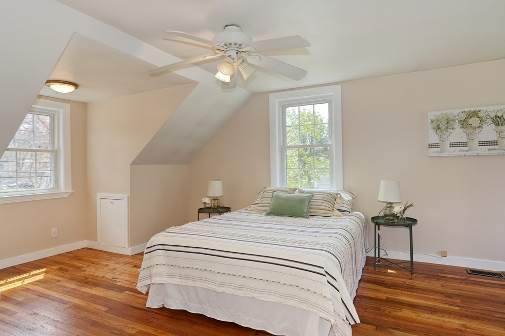 14 Skelton Road Burlington, MA 01803 - Photo 22 of 34