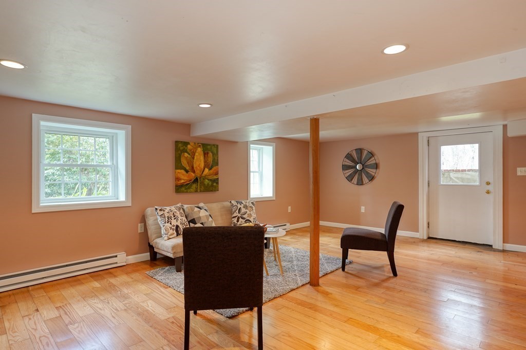 14 Skelton Road Burlington, MA 01803 - Photo 26 of 34