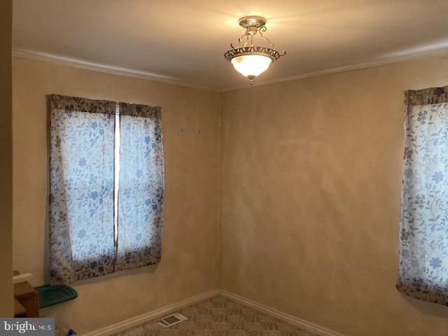 5 Baylor Road Hamilton, NJ 08610 - Photo 8 of 18 a view of small space