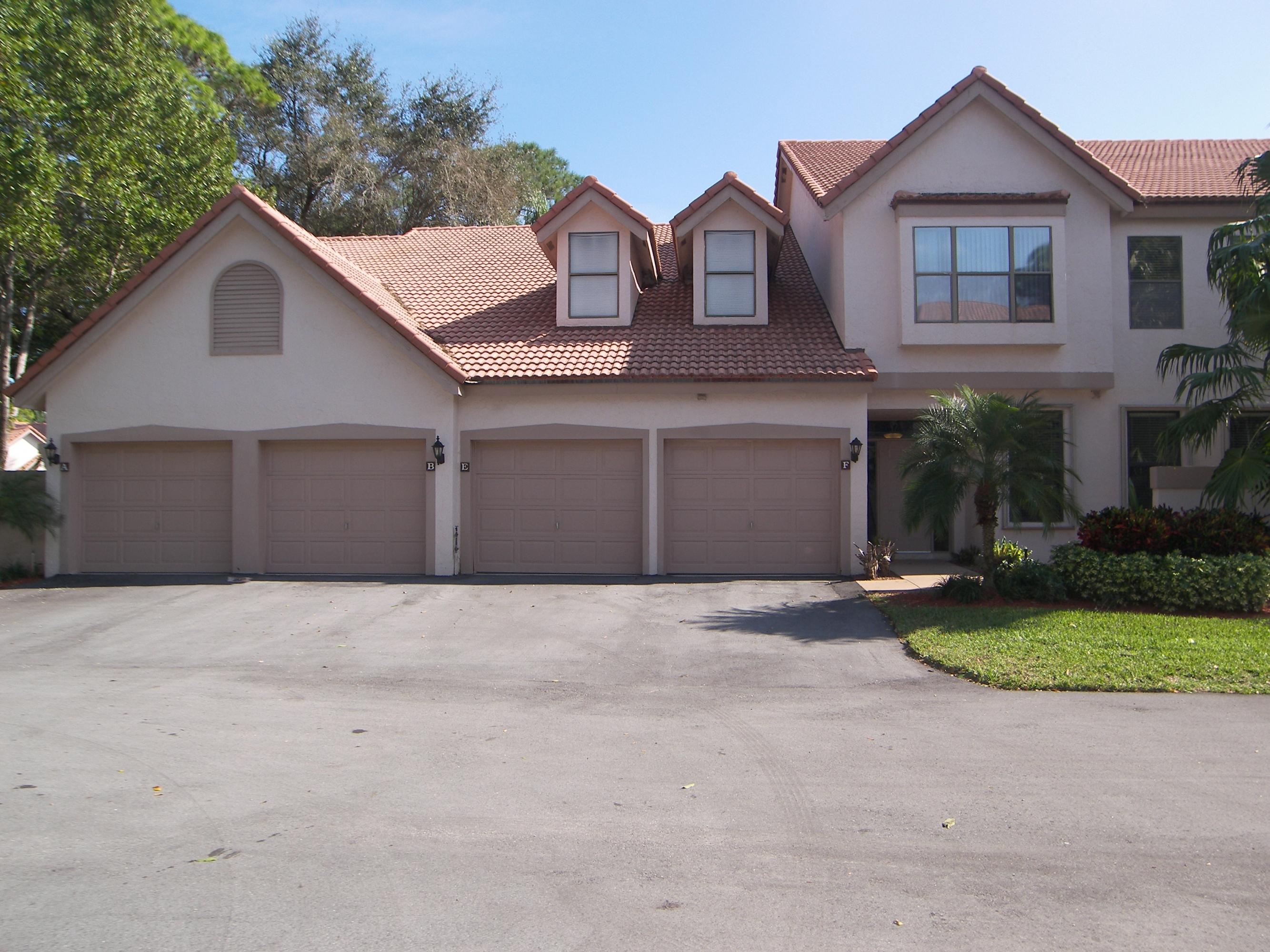 5780 Coach House Circle, Unit A Boca Raton, FL 33486 - Photo 1 of 37 100_1514