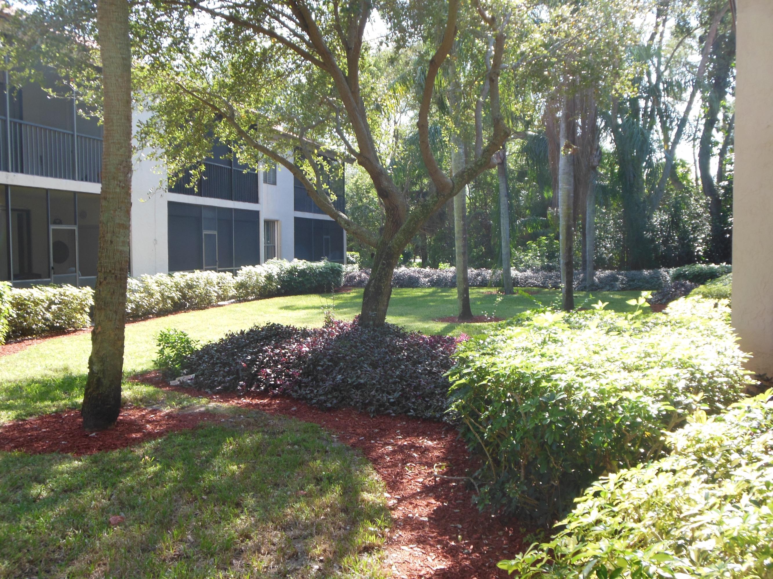 5780 Coach House Circle, Unit A Boca Raton, FL 33486 - Photo 22 of 37 Garden View
