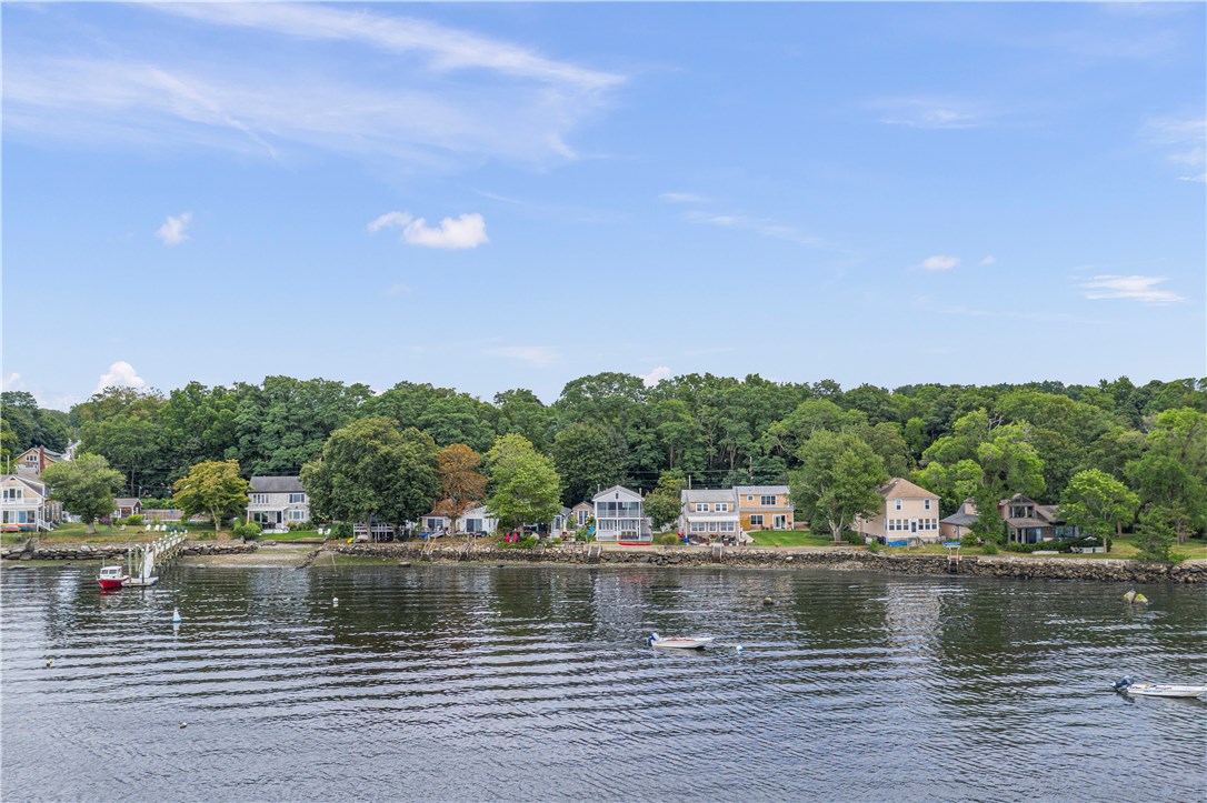 4 Locust Terrace Warren, RI 02885 - Photo 31 of 36 Gallery Image 31