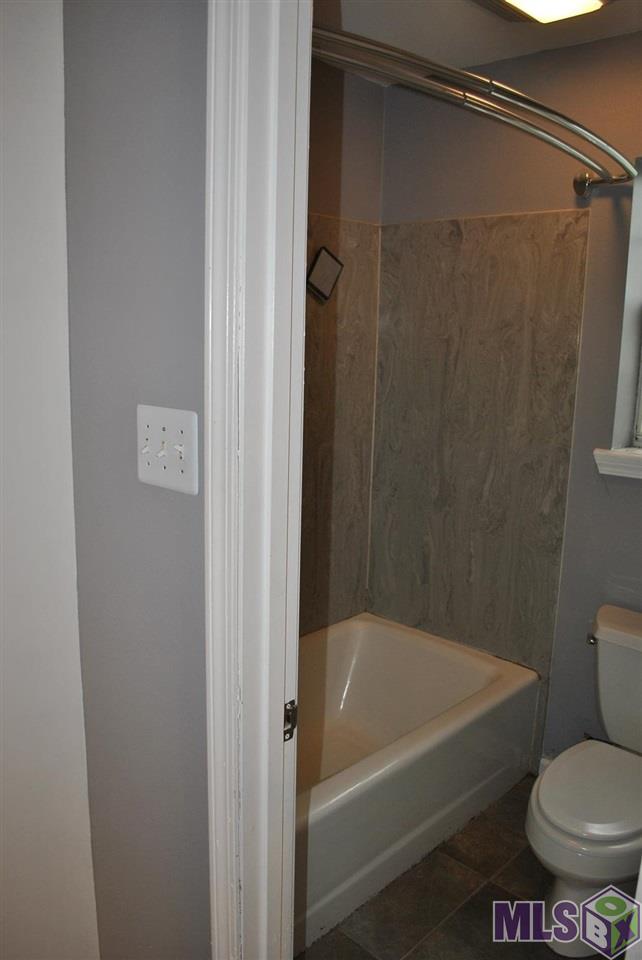 18233 John Broussard Road Prairieville, LA 70769 - Photo 12 of 27 Gallery Image 12