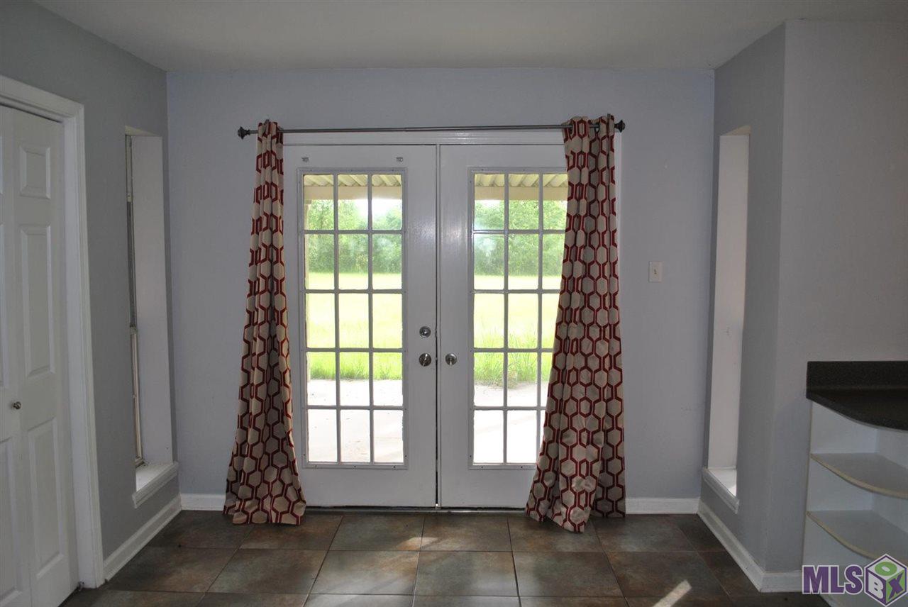 18233 John Broussard Road Prairieville, LA 70769 - Photo 8 of 27 Gallery Image 8