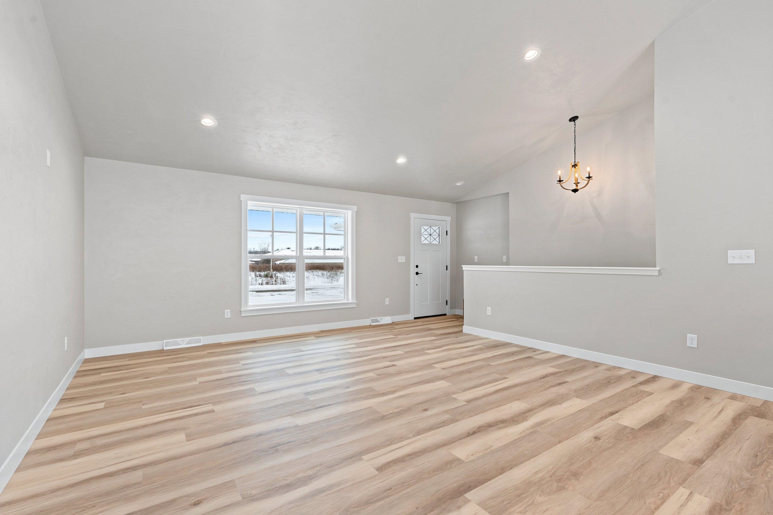 416 Tristan Drive Shawano, WI 54166 - Photo 4 of 76