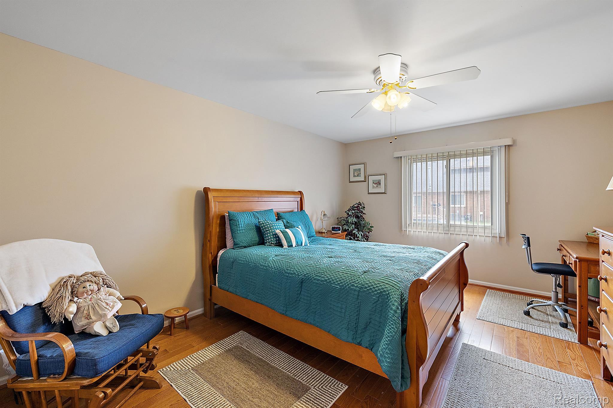 16824 Country Ridge Court Macomb, MI 48044 - Photo 21 of 36 Master Bedroom Main Floor