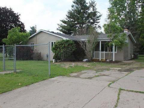 10184 North Clio Road Clio, MI 48420 - Photo 6 of 66 20403918-5.JPG