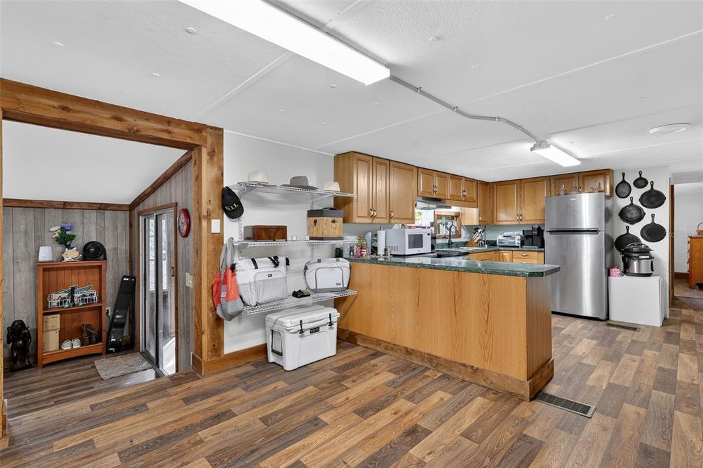 40635 Thomas Boat Landing Road Umatilla, FL 32784 - Photo 14 of 37