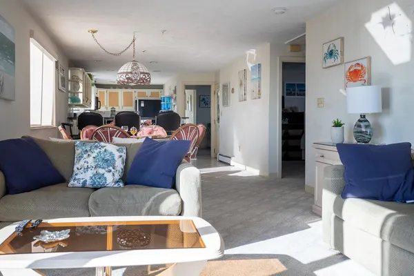 $2,350 | 68 Kings Highway, Unit 32, Hampton, NH 03842