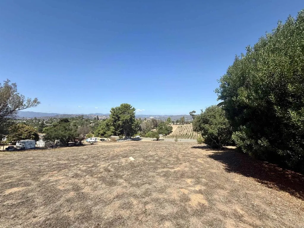 1851 E Mission Fallbrook, CA 92028 - Photo 20 of 21