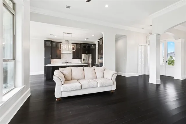 $490,000 | 204 Lac Segnette Drive, Luling, LA 70070