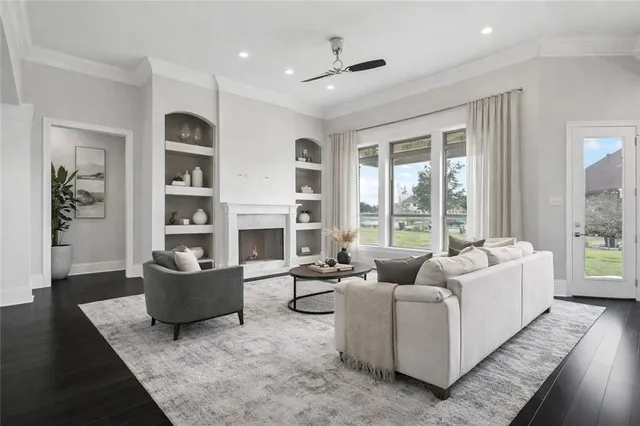 $490,000 | 204 Lac Segnette Drive, Luling, LA 70070