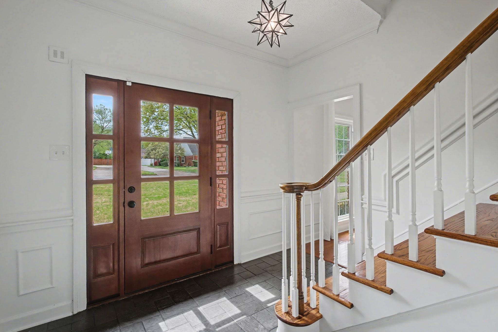 1399 Poplar Ridge Drive Memphis, TN 38120 - Photo 3 of 39