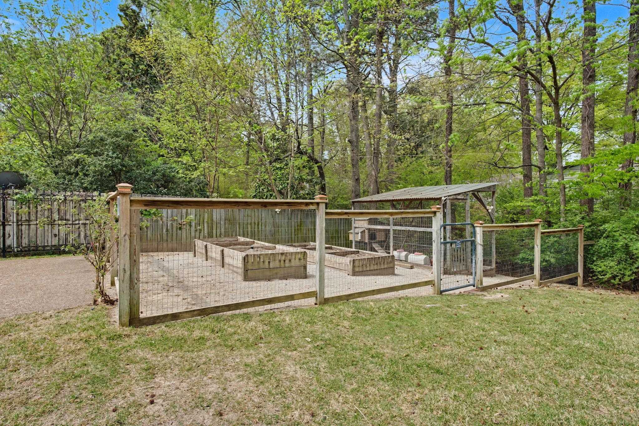 1399 Poplar Ridge Drive Memphis, TN 38120 - Photo 34 of 39