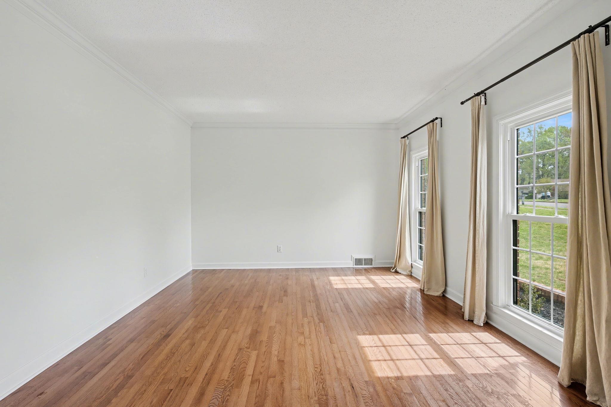 1399 Poplar Ridge Drive Memphis, TN 38120 - Photo 4 of 39