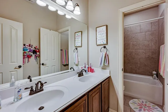 $3,750 | 3120 Pampa, Grand Prairie, TX 75054