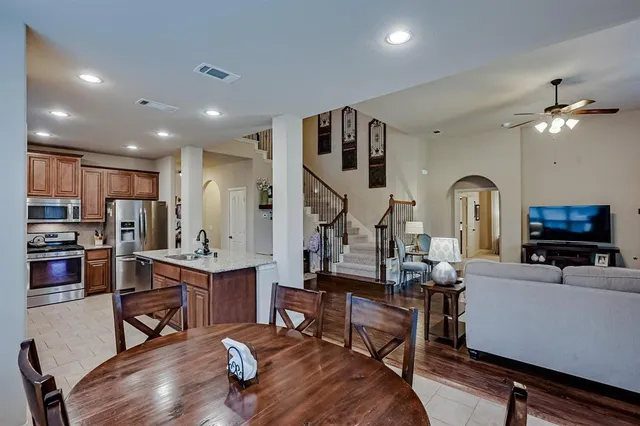 $3,750 | 3120 Pampa, Grand Prairie, TX 75054