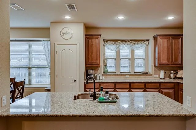 $3,750 | 3120 Pampa, Grand Prairie, TX 75054