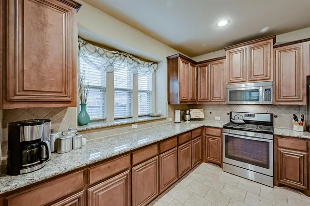 $3,750 | 3120 Pampa, Grand Prairie, TX 75054