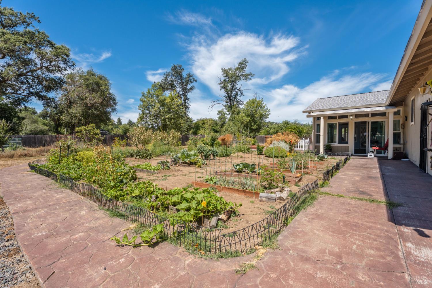 8960 East Road Redwood Valley, CA 95470 - Photo 26 of 37 Rear Garden to Sunroom