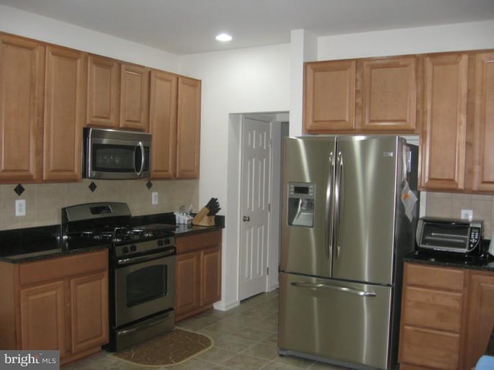 303 Cochrane Road Perkasie, PA 18944 - Photo 9 of 16 Gallery Image 9
