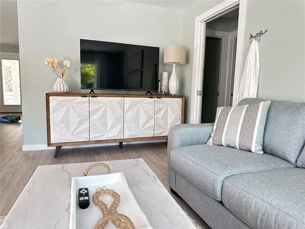 $9,500 | 1723 Stanford Lane, Sarasota, FL 34231