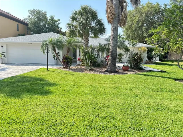 $9,700 | 1723 Stanford Lane, Sarasota, FL 34231
