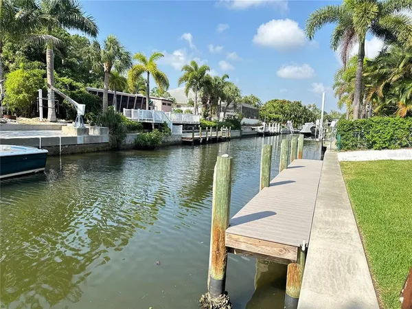 $9,500 | 1723 Stanford Lane, Sarasota, FL 34231