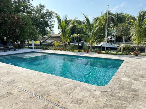 $9,500 | 1723 Stanford Lane, Sarasota, FL 34231
