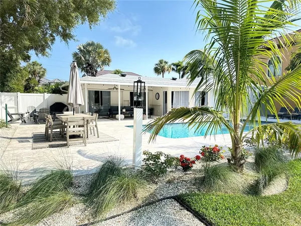 $9,500 | 1723 Stanford Lane, Sarasota, FL 34231