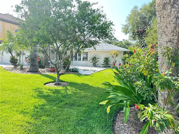 $9,500 | 1723 Stanford Lane, Sarasota, FL 34231