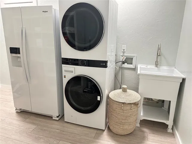 $9,700 | 1723 Stanford Lane, Sarasota, FL 34231