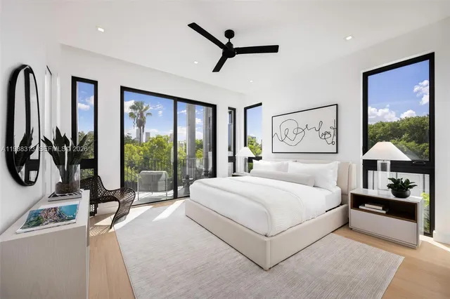 $11,500 | 92 Southwest 28th Road, Unit 4, Miami, FL 33129