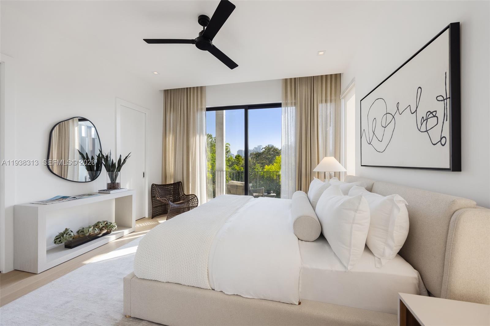 92 Southwest 28th Road, Unit 4 Miami, FL 33129 - Photo 18 of 32