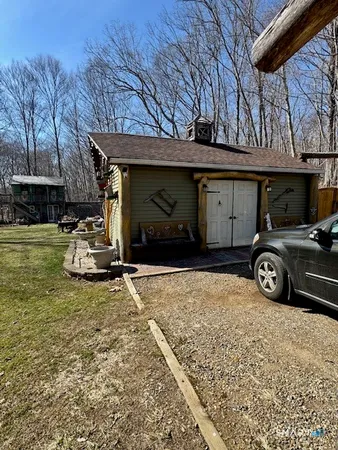 $210,000 | 231 Upton Road, Ashford, CT 06278
