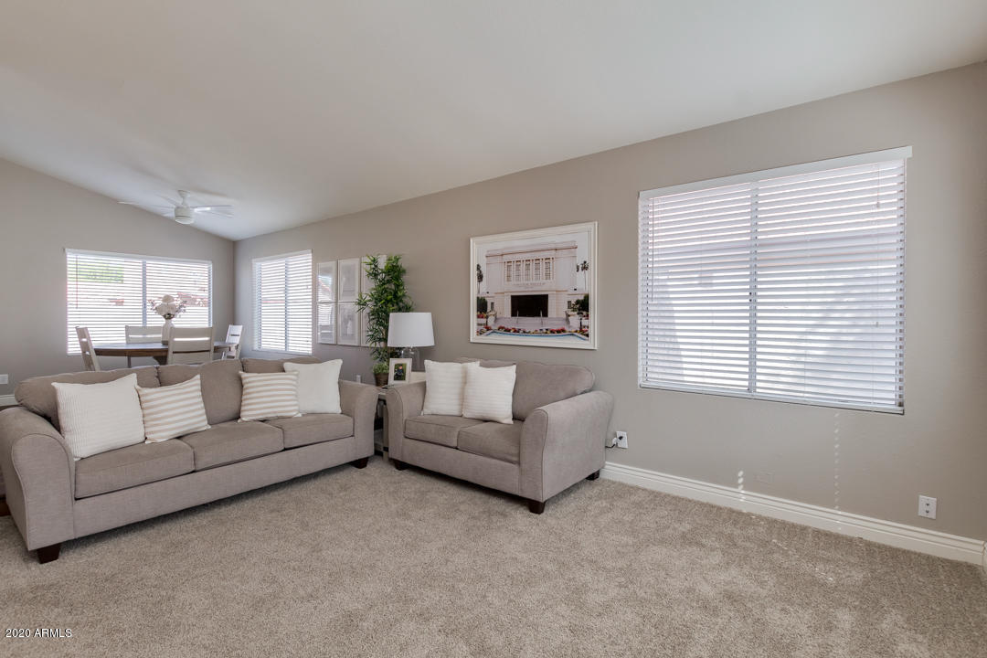 426 East Silver Creek Road Gilbert, AZ 85296 - Photo 6 of 55 06-Silver Creek