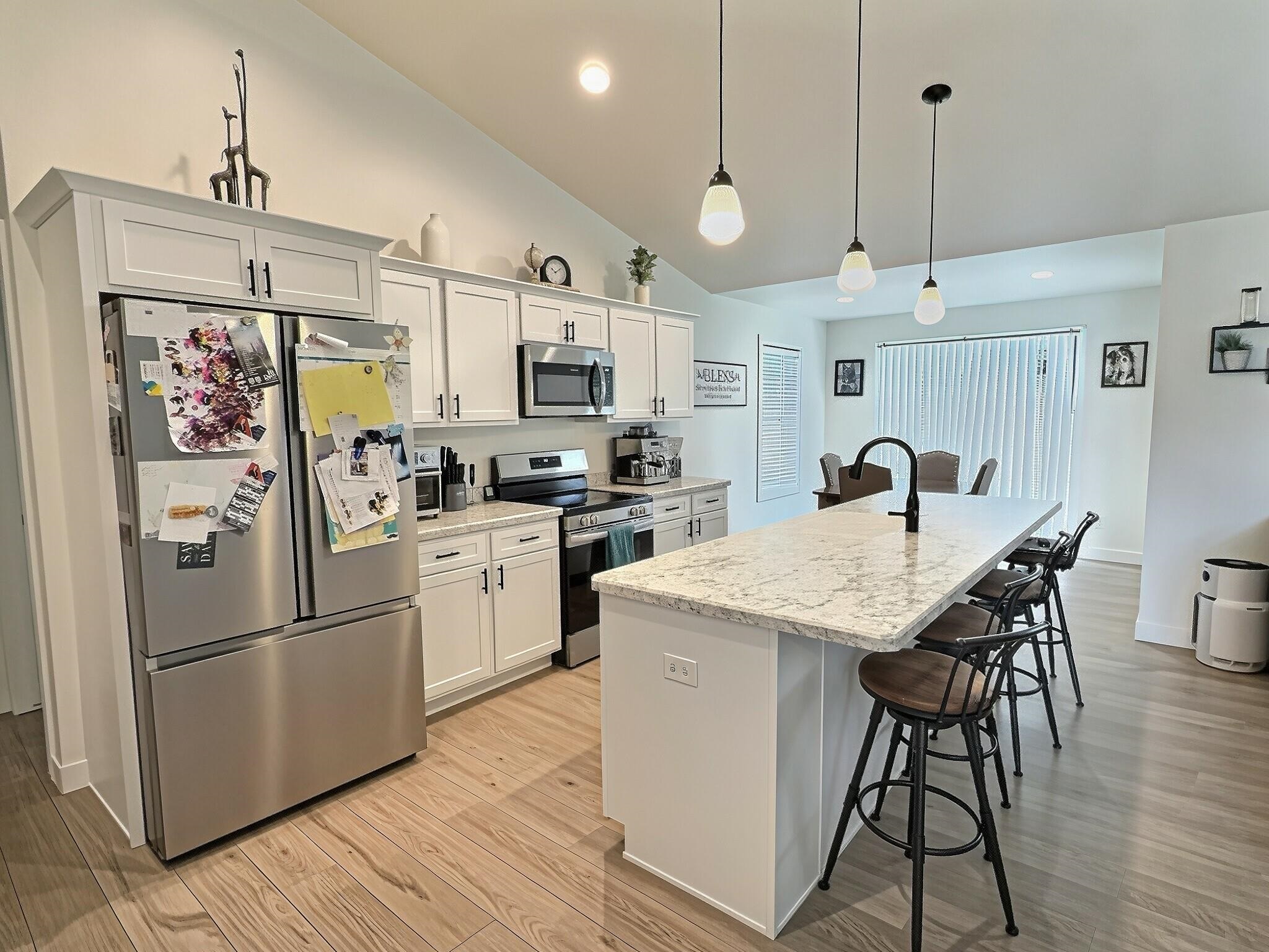 336 Village Lane Ripon, WI 54971 - Photo 7 of 29