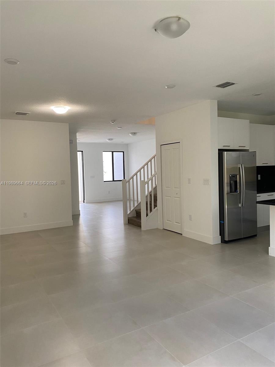 13633 Southwest 157th Place Miami, FL 33196 - Photo 5 of 14