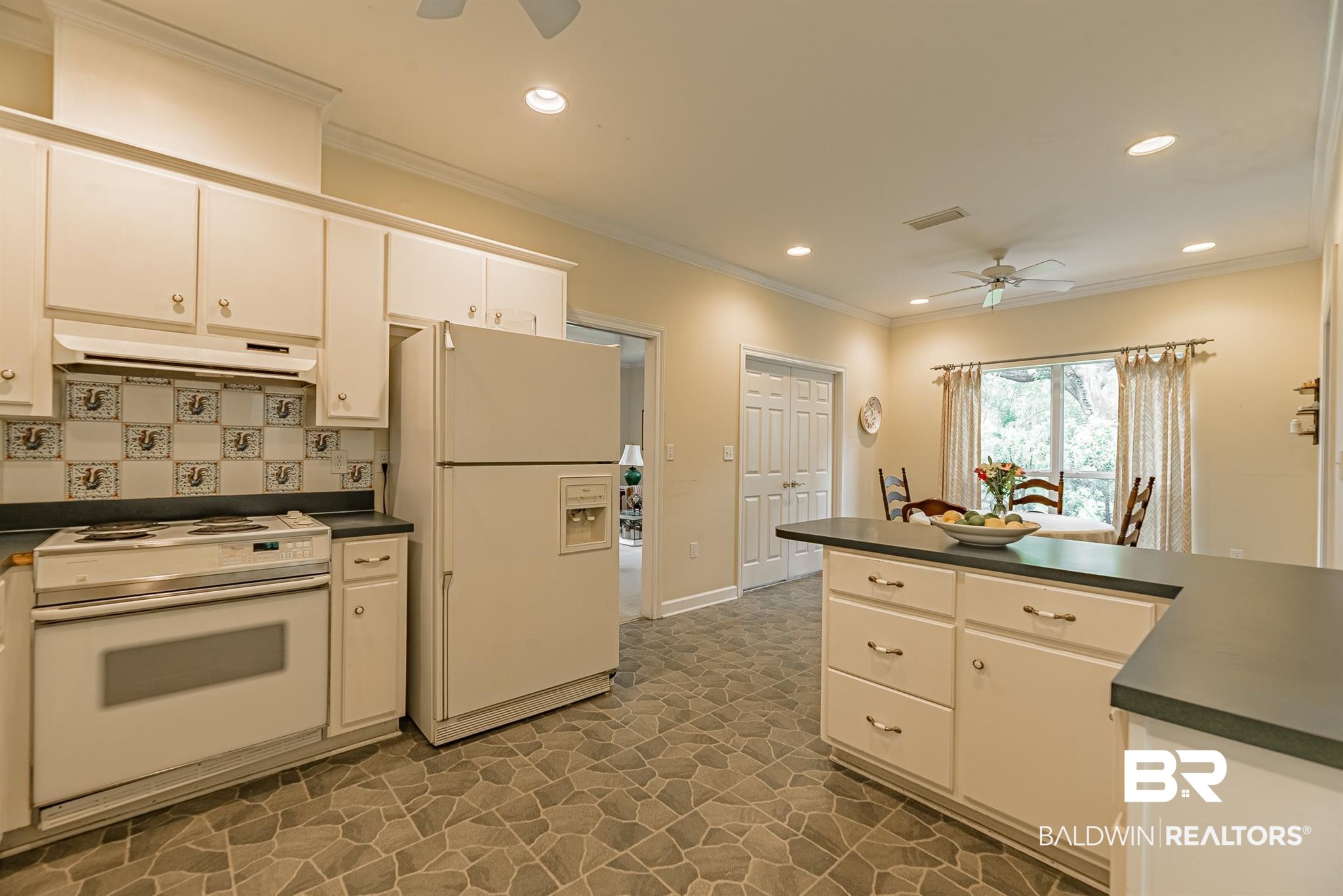 307 White Avenue Fairhope, AL 36532 - Photo 17 of 37
