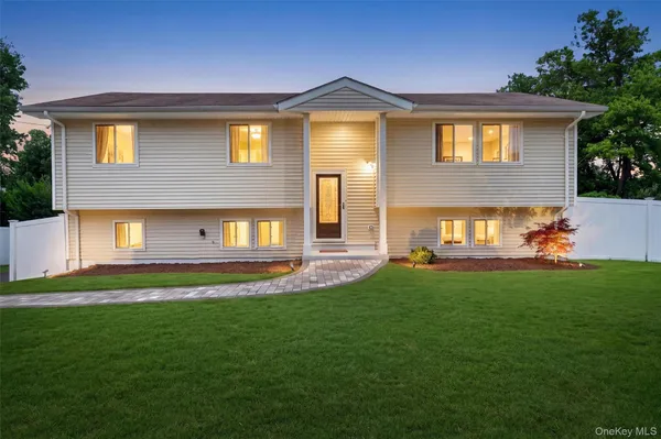 $598,000 | 10 Tanglewood Drive, Goshen, NY 10924